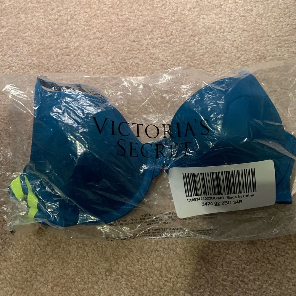 NWT Victoria’s Secret PINK Bra